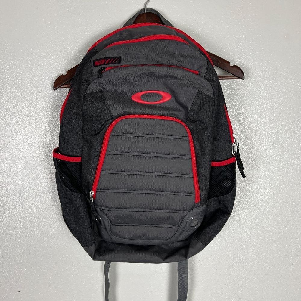 Oakley Backpack 5 Speed Pack Gray Red Travel‎ Commute School Work College